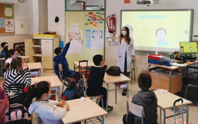 20220509-EnfEscolar-CompetenciasEspecíficasClaves 20220509-EnfEscolar-CompetenciasEspecíficasClaves